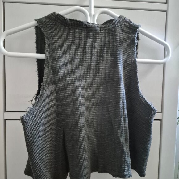 AERIE CROP TOP - Picture 2 of 3